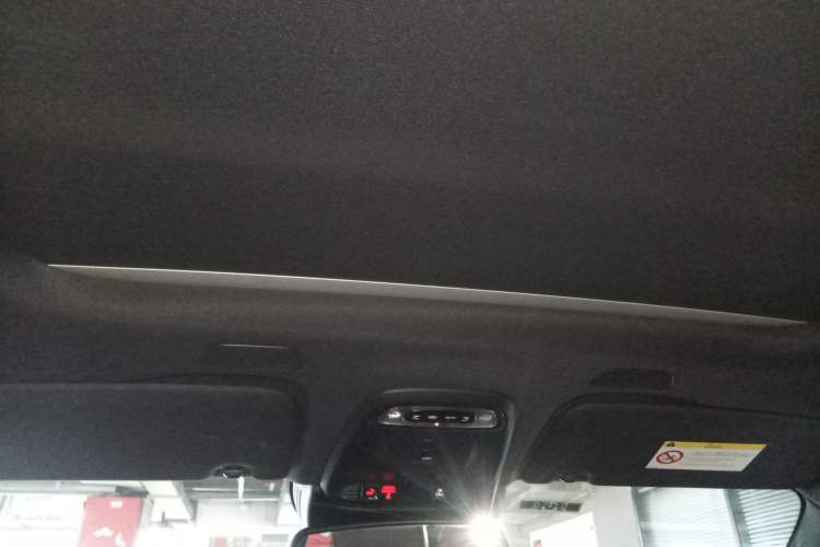 Used Volvo XC60 2021 T5 4x4 Smart Luxury Edition Headliner