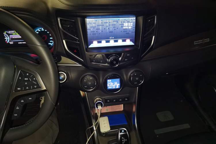 Used BYD Song New Energy 2017 Song DM 1.5TID All-Wheel Drive Luxury Model
