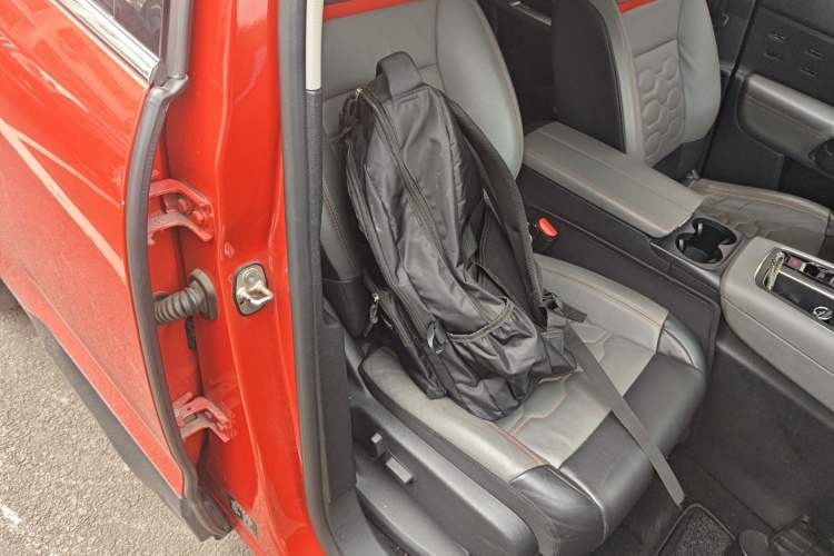 Used Citroen C5 AIRCROSS 2017 380THP Luxury Model Right Front Seat