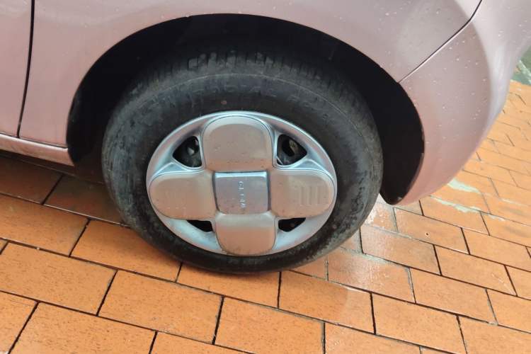 Used Geely Galaxy Panda 2023 Panda Mini 200km Endurance Bear
