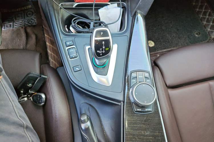 Used BMW 3 Series 2018 320Li Leading Luxury Package Gear Lever