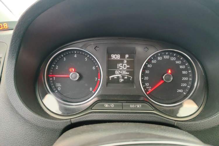 Used Volkswagen Polo 2016 1.6L Automatic Comfort Model
