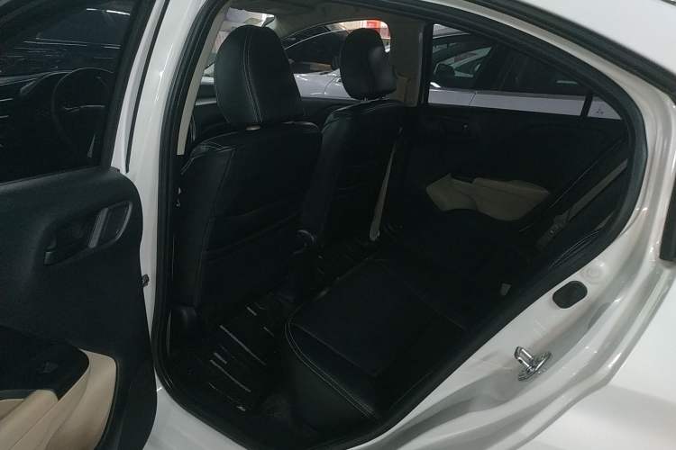 Used Honda Greiz 2016 1.5L CVT Classic Edition
