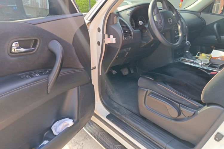 Used Nissan Patrol  Driver Seat