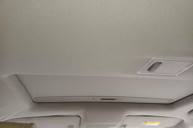 Used Buick Encore 2016 18T Automatic Two-Wheel Drive Urban Leading Edition