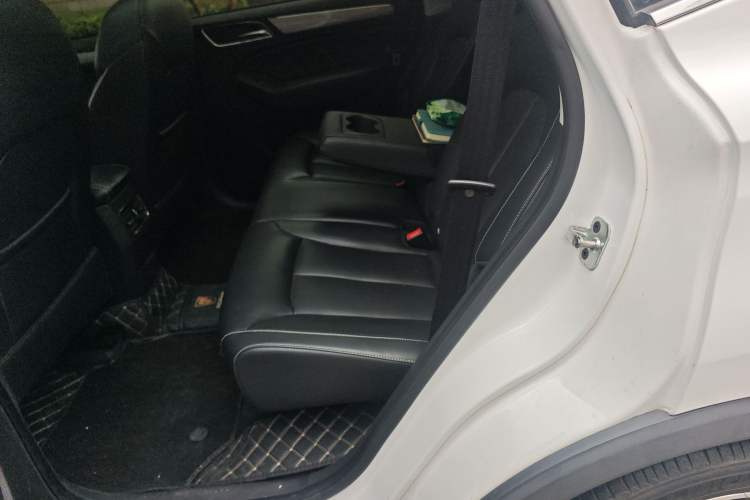 Used Roewe RX5 2018 30T Two-Wheel Drive Automatic Internet Smart Edition