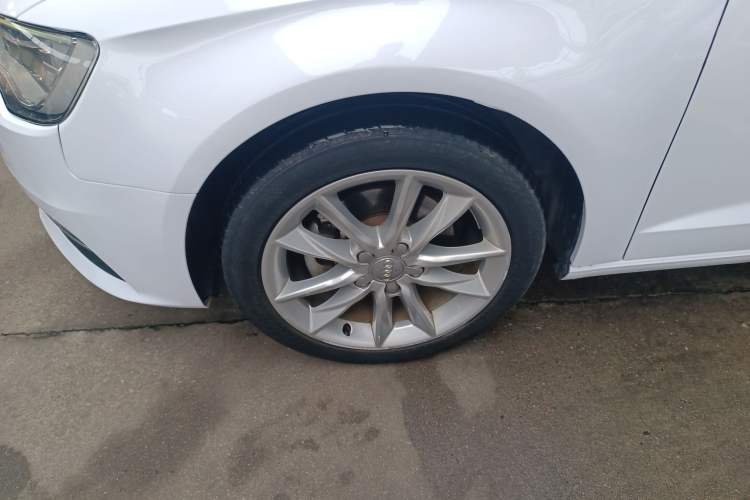 Used Audi A3 2015 Sportback 35 TFSI Millionth Anniversary Comfort Model Left Front Wheel Hub