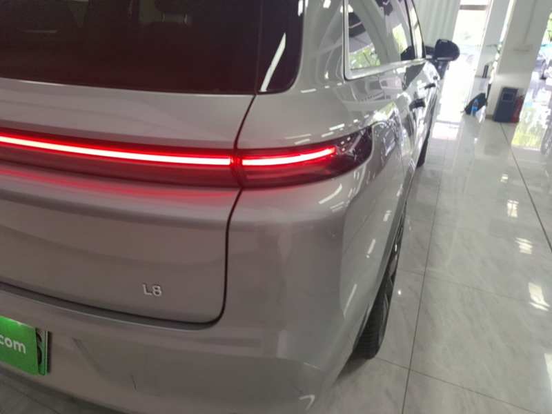 Used Li Auto L8 2023 Pro Model — 7
