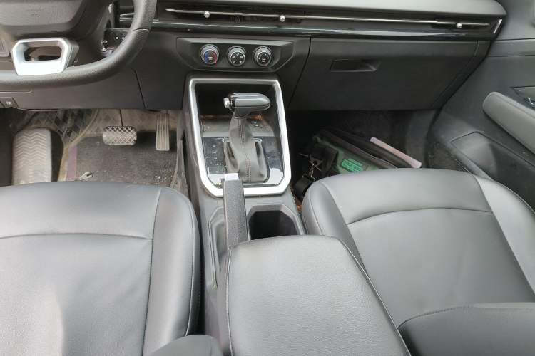 Used Wuling Alvez 2023 1.5L CVT Comfort Edition