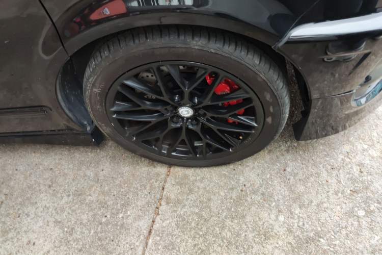 Used Volkswagen Multivan 2016 2.0 TSI 4x4 Premium Edition 7-Seater
