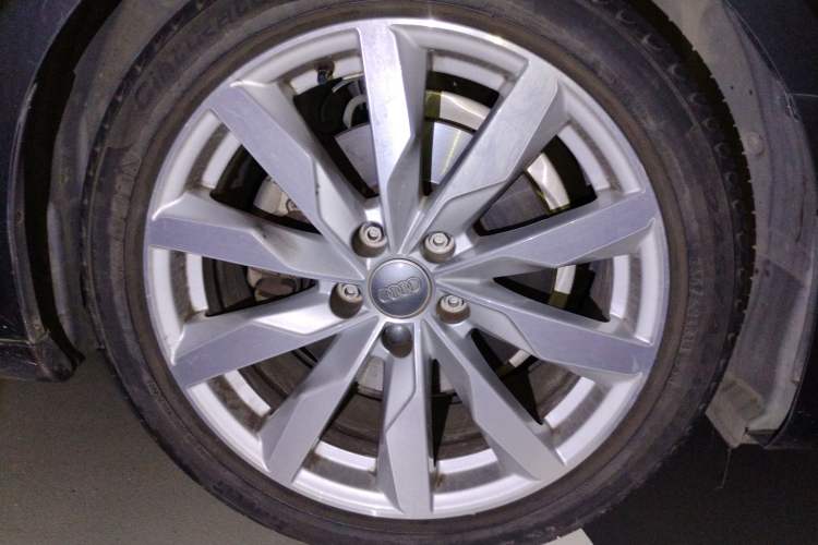 Used Audi A4 2020 Avant Avant-garde 40 TFSI Fashionable and Dynamic Model
