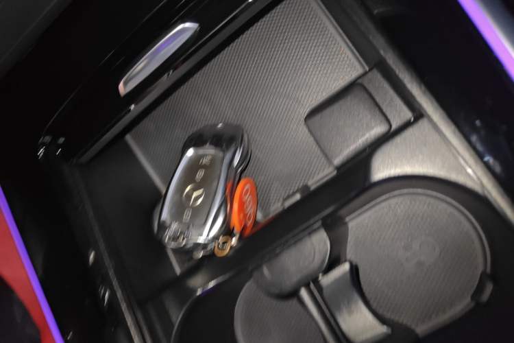 Used Mercedes-Benz GLB 2024 GLB 220 Dynamic Edition Interior 1