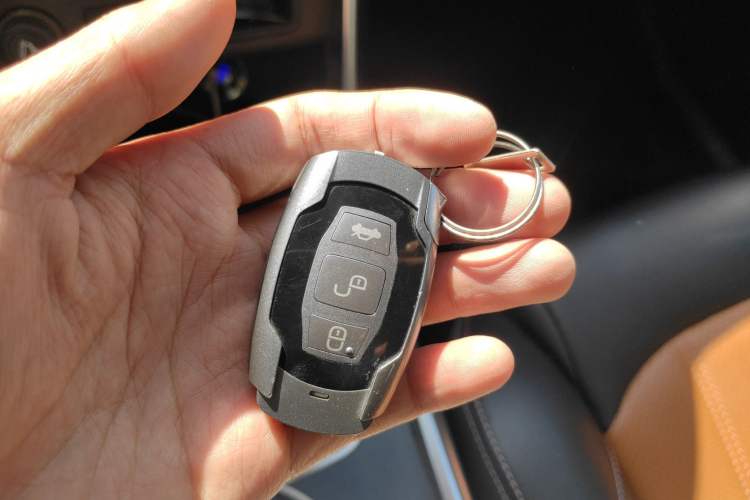 Used BYD Song 2016 1.5TI Manual Luxury Model Vehicle Key