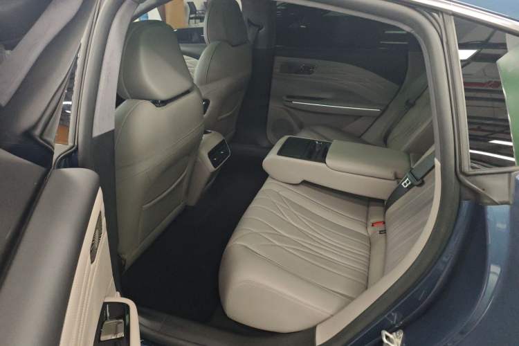 Used Geely Galaxy 8 2025 130km EM-P Starship Edition Left Rear Seat