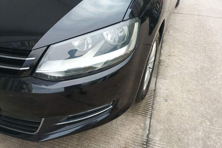 Used Volkswagen Sharan 2014 2.0 TSI Standard Model Left Front Headlight