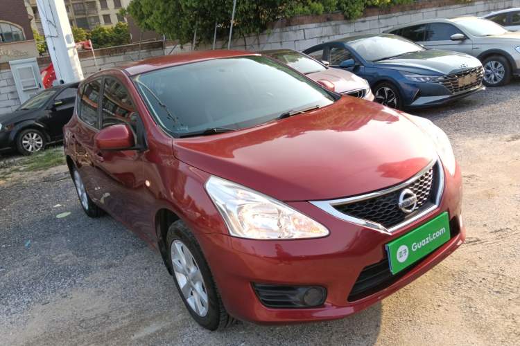 Used Nissan Tiida 2014 1.6L CVT Comfort Model Front Right 45 Deg