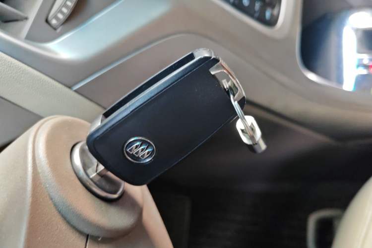 Used Buick GT 2011 GT 1.8L Automatic Fashion Edition Leather Model