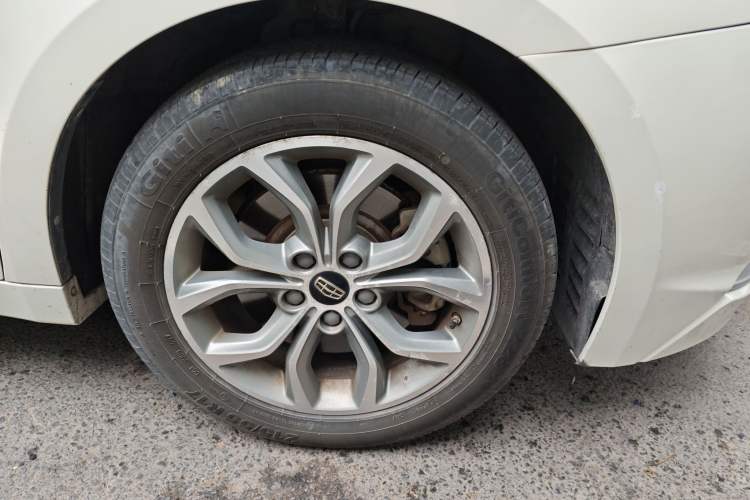 Used Geely Auto Emgrand GT 2016 2.4L Comfort Version