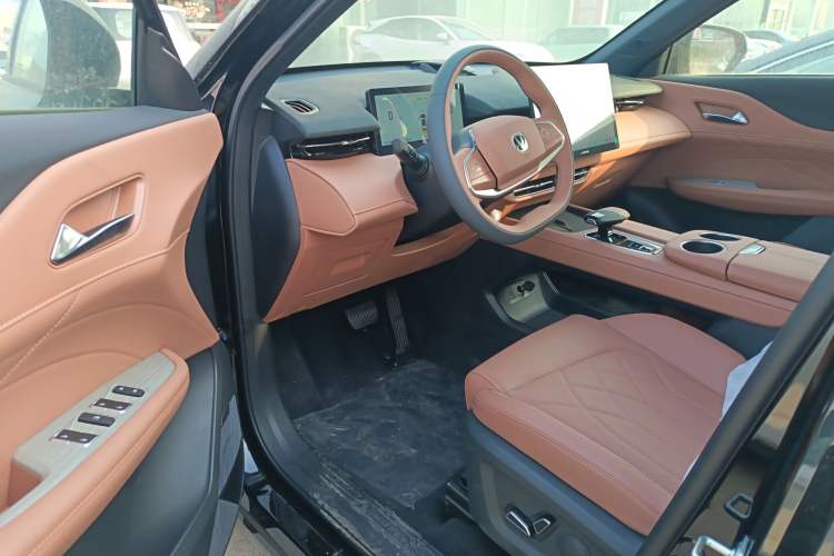 Used CHANGAN UNI-Z New Energy 2025 Model, Smart New Blue Whale 125km Battleship+ Version
