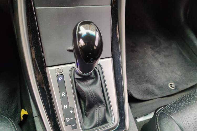 Used Hyundai Elantra (5th Generation / Langdong) 2013 1.6L Automatic Luxury Model
