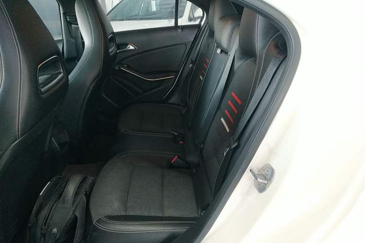 Used Mercedes-Benz A-Class (Import) 2017 Revised A 200 Dynamic Edition
