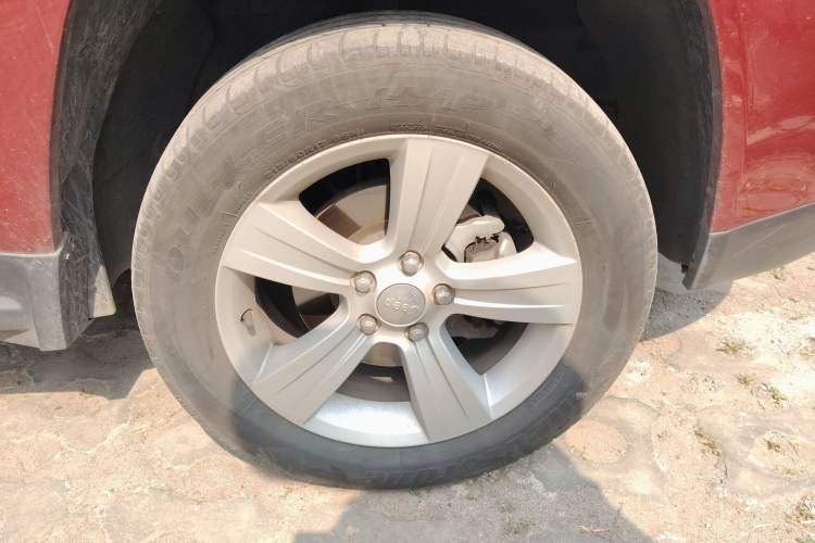 Used Jeep Compass 2014 Revised Version 2.0L Two-Wheel Drive Entry-Level Edition