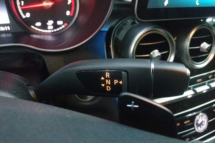 Used Mercedes-Benz C-Class 2016 C 200 L
