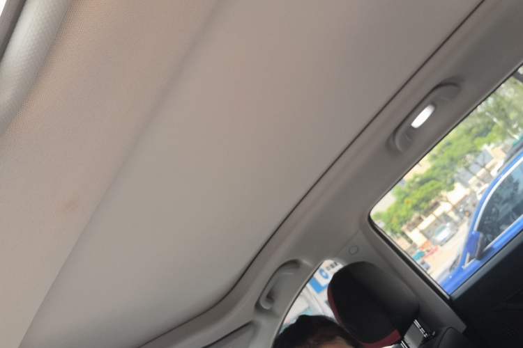 Used SOL X8 2021 300T DCT Leading Smart Connectivity Version 7 Seats