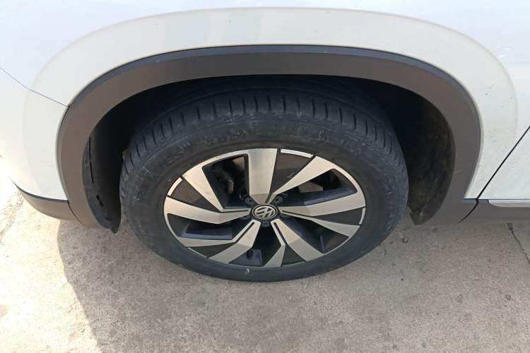 Used Volkswagen Tayron 2019 330TSI Two-Wheel-Drive Luxury Plus China VI Standard
