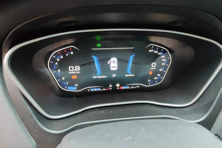 Used Geely Auto Vision X6 2018 1.4T CVT 4G Connected Flagship Edition