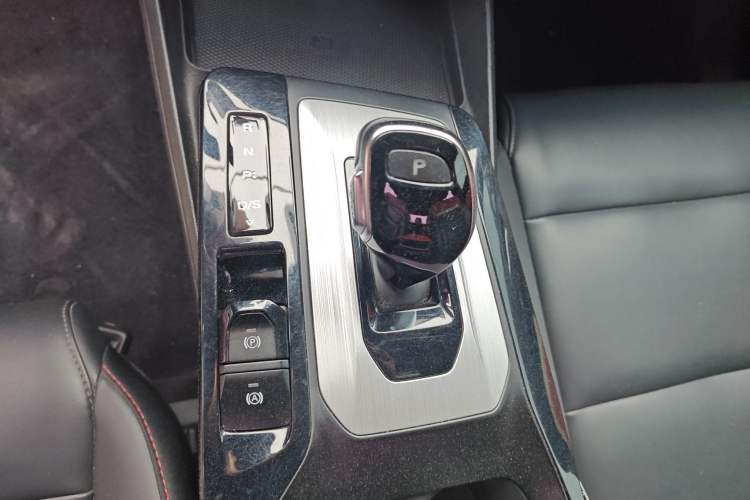 Used MG 5 2021 300TGI DCT Elegant Luxury Edition
