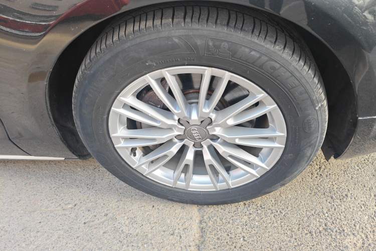 Used Audi A8 2014 A8L 45 TFSI quattro Comfort model