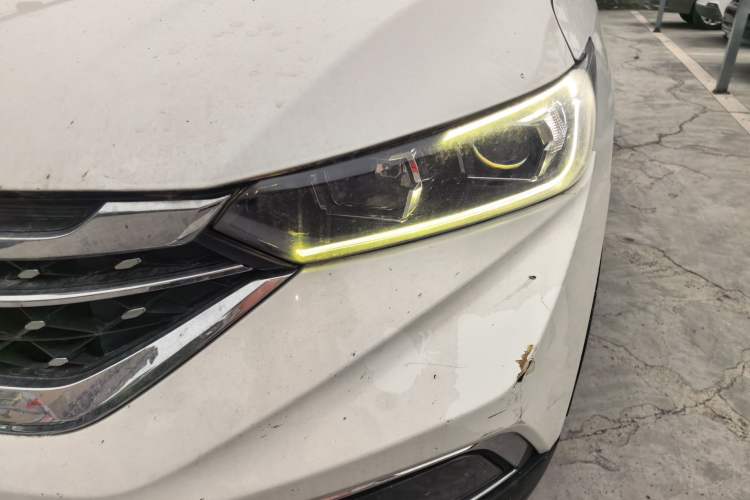 Used Dongfeng Aeolus AX7 2020 1.6T Automatic AI Navigation Model China VI Standard Left Front Headlight