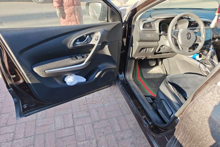 Used Renault Kadjar 2017 2.0L Two-Wheel Drive Fashion Edition Driver Seat