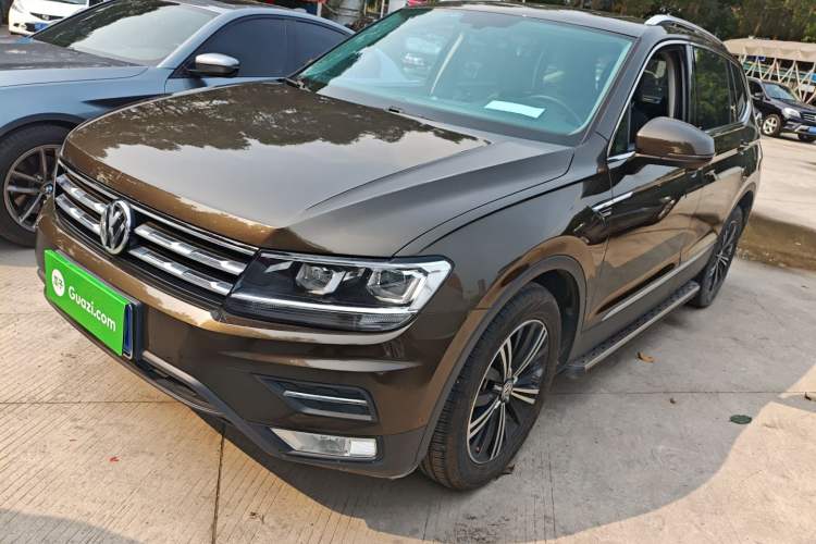 Used Volkswagen Tiguan L 2019 Updated Version 330TSI Automatic Two-Wheel Drive Panoramic Comfort Edition China VI Standard
