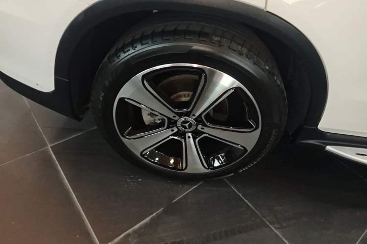 Used Mercedes-Benz GLC 2019 Refreshed GLC 300 L 4MATIC Dynamic Edition