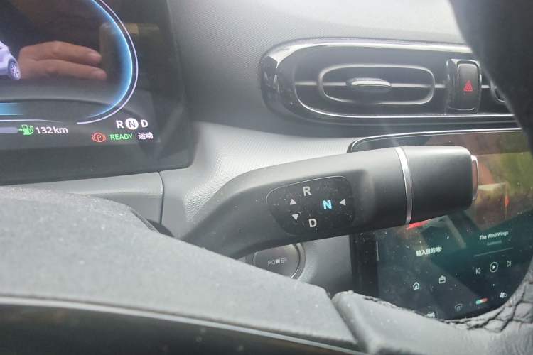 Used Leapmotor T03 2021 400 Luxury Edition Gear Lever