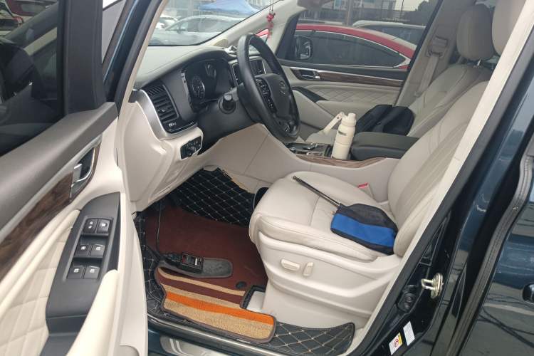 Used GAC Trumpchi M8 2018 320T Luxury Edition
