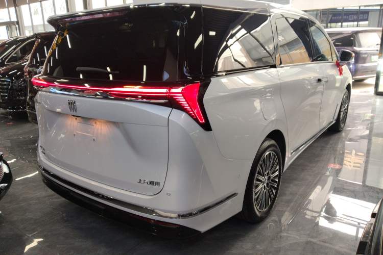 Used Buick GL8 New Energy 2024 Lu Zun Luxury Edition 7-Seater
