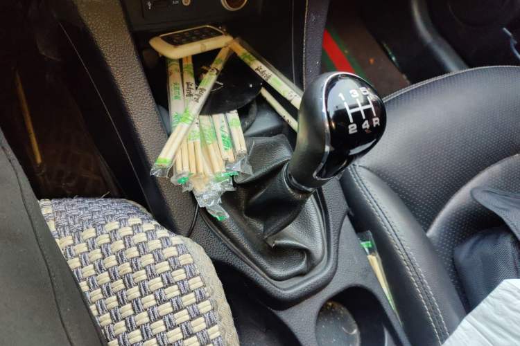 Used Soueast V5 Lingzhi 2012 1.5L Manual Luxury Version Gear Lever