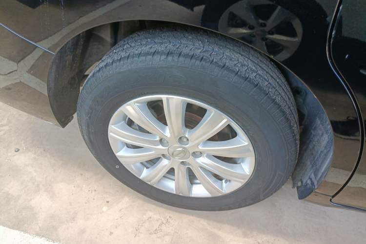 Used GAC Trumpchi M6 2019 270T DCT Luxury Edition (6-seater) China VI Right Rear Wheel Hub