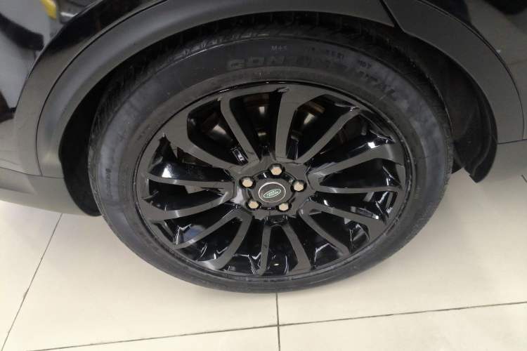 Used Land Rover Discovery 2017 3.0 SC V6 SE