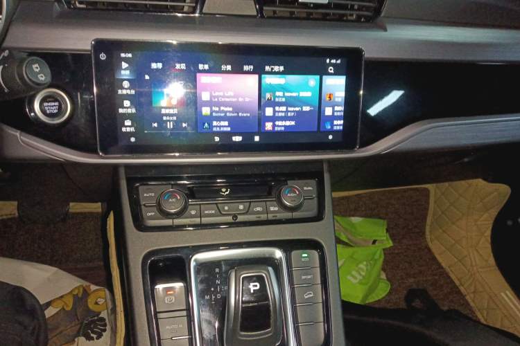 Used Geely Auto Emgrand X7 Sport 2021 Million Edition 1.8TD DCT Two-Wheel Drive Luxury Model
