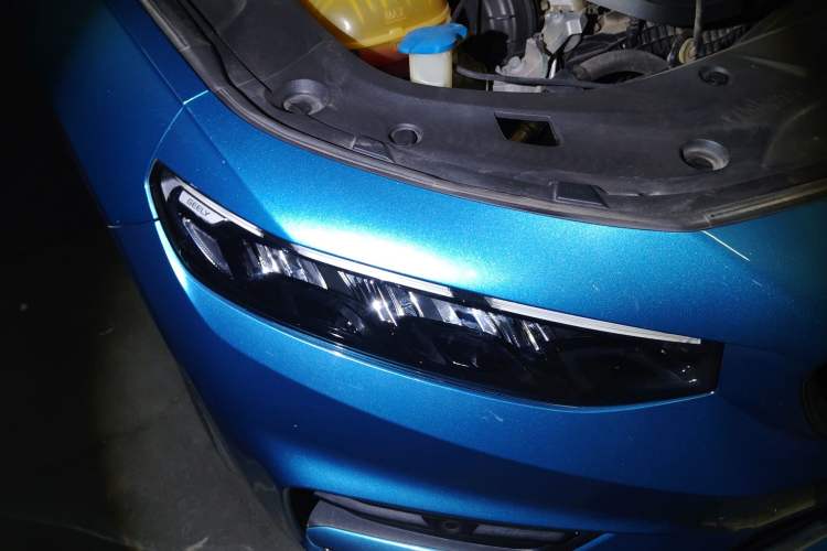 Used Geely Auto Preface 2021 2.0TD Luxury Version Right Front Headlight