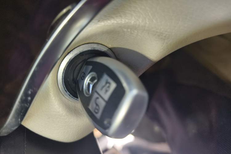 Used Mercedes-Benz V-Class 2018 V 260 Prestige Edition China VI