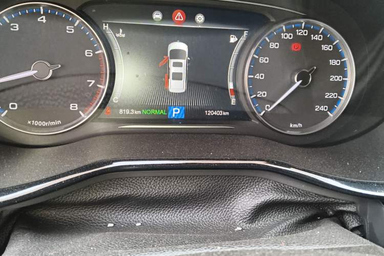 Used GAC Trumpchi M8 2018 320T Luxury Edition Odometer Close Up