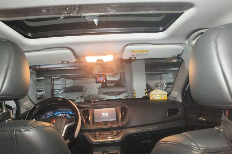 Used Roewe 360 2015 20T TST Deluxe Edition
