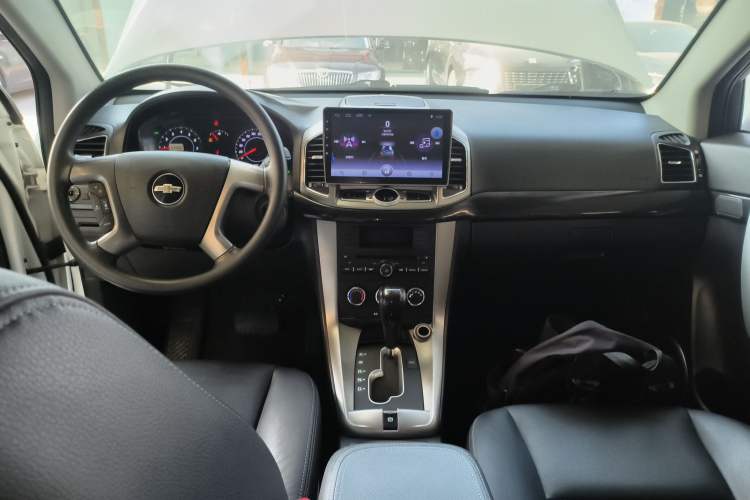 Used Chevrolet Captiva 2014 2.4L Two-Wheel Drive Urban Version 7 Seats
