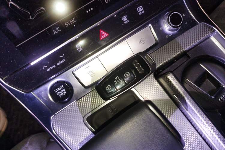 Used Audi A6L 2023 40 TFSI Luxury Dynamic Model