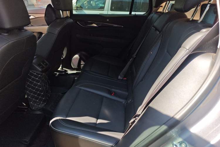 Used Buick Envision 2021 Encore Plus 652T Five-Seat All-Wheel-Drive Luxury Model Left Rear Seat